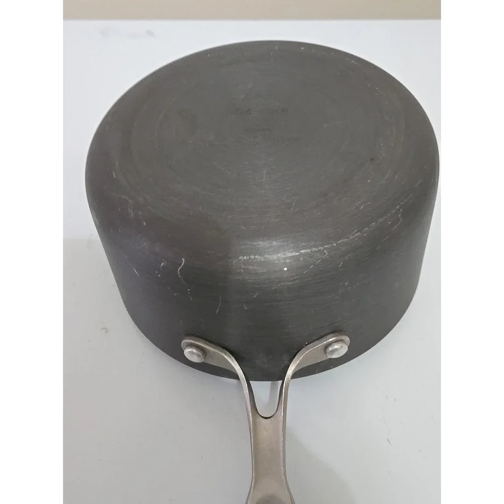 Vtg Calphalon 87012 2 Qt Saucepan w/ Stainless Steel Lid Hard Anodized USA